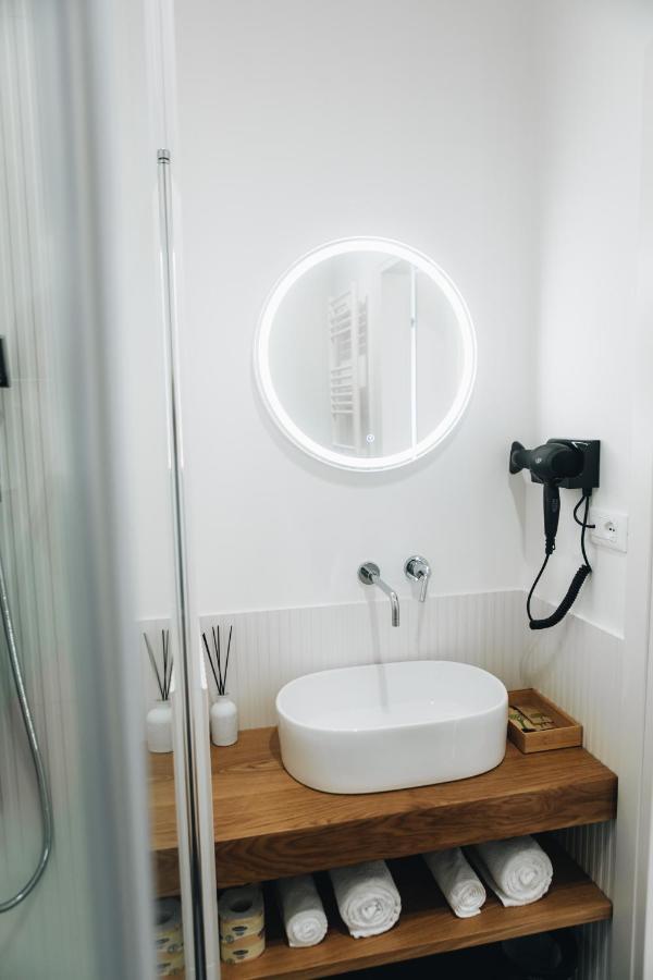 Centoquindici Rooms & Suite Montesilvano Ngoại thất bức ảnh