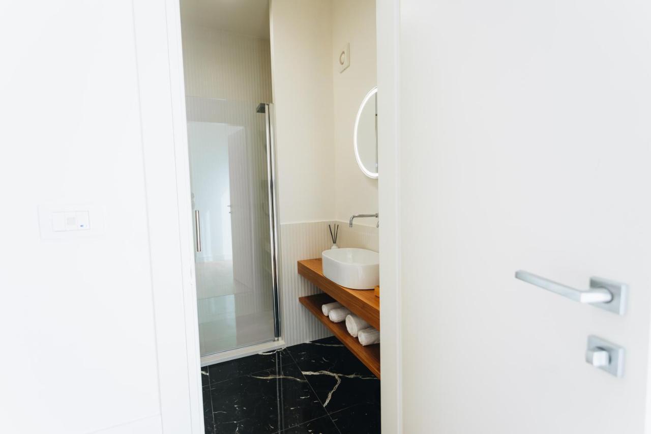 Centoquindici Rooms & Suite Montesilvano Ngoại thất bức ảnh