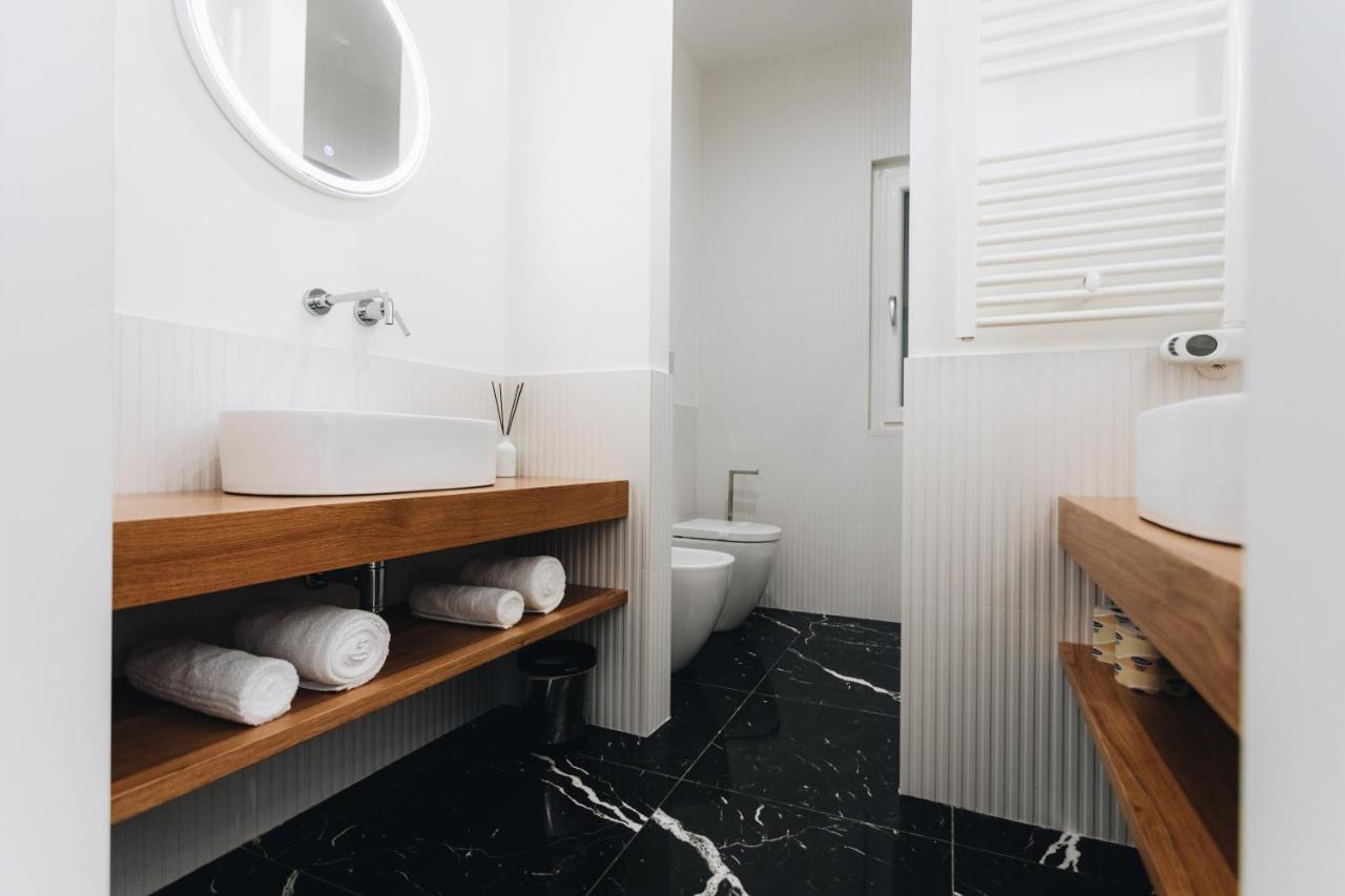 Centoquindici Rooms & Suite Montesilvano Ngoại thất bức ảnh