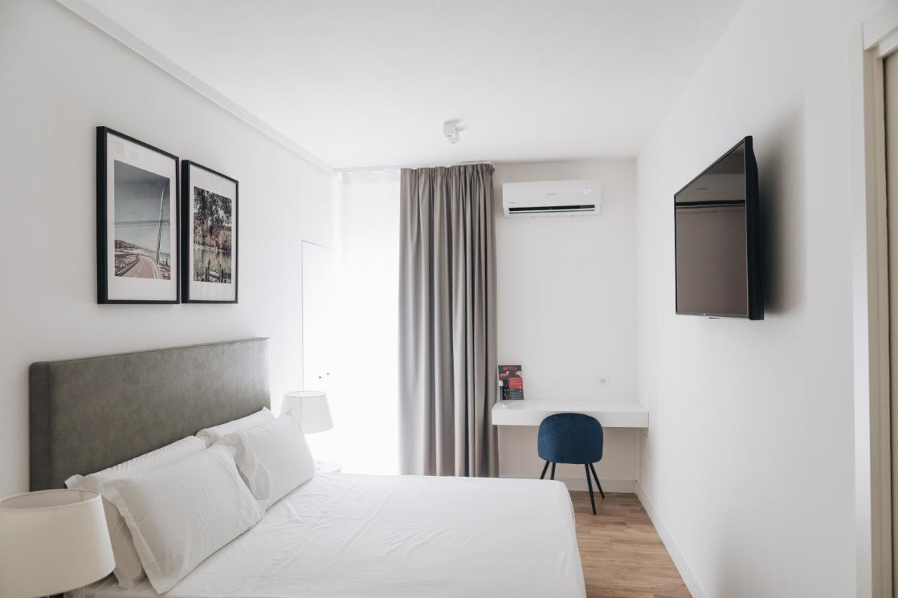 Centoquindici Rooms & Suite Montesilvano Ngoại thất bức ảnh